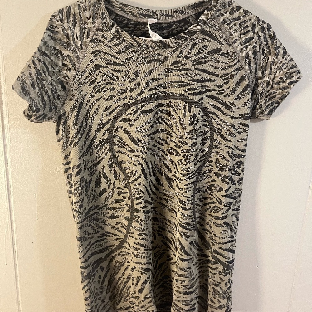 LULULEMON SWIFTLY TECH